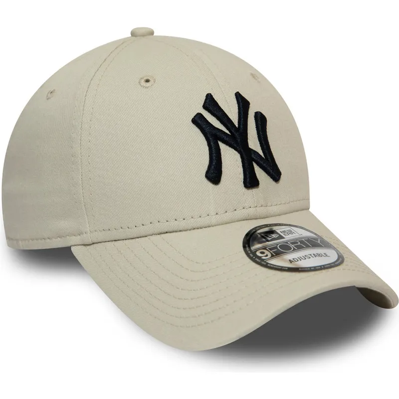 petten-gebogen-beige-verstelbaar-9forty-league-essential-van-new-york-yankees-mlb-van-new-era