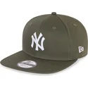 petten-plat-groen-snapback-9fifty-essential-van-new-york-yankees-mlb-van-new-era
