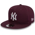 casquette-plate-grenat-snapback-9fifty-essential-new-york-yankees-mlb-new-era