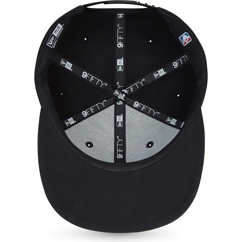 petten-plat-zwart-snapback-9fifty-essential-van-los-angeles-lakers-nba-van-new-era