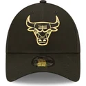 petten-gebogen-zwart-verstelbare-band-dorado-9forty-metallic-van-chicago-bulls-nba-van-new-era