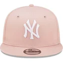 petten-plat-roze-snapback-9fifty-league-essential-van-new-york-yankees-mlb-van-new-era