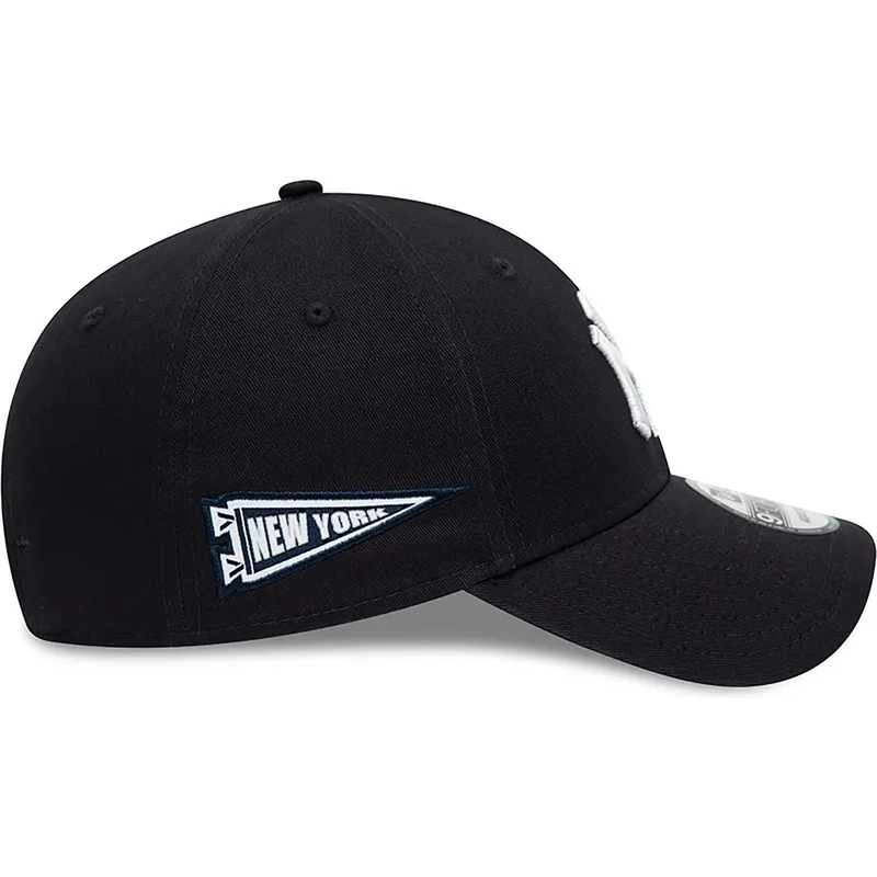 petten-gebogen-marineblauw-verstelbaar-9forty-team-side-patch-van-new-york-yankees-mlb-van-new-era petten-gebogen-marineblauw-verstelbaar-9forty-team-side-patch-van-new-york-yankees-mlb-van-new-era