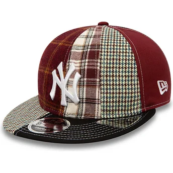 Gorra plana roja y negra snapback 9FIFTY Colour Block de New York Yankees  MLB de New Era