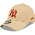 petten-gebogen-beige-verstelbaar-voor-kinderen-9forty-league-essential-van-new-york-yankees-mlb-van-new-era