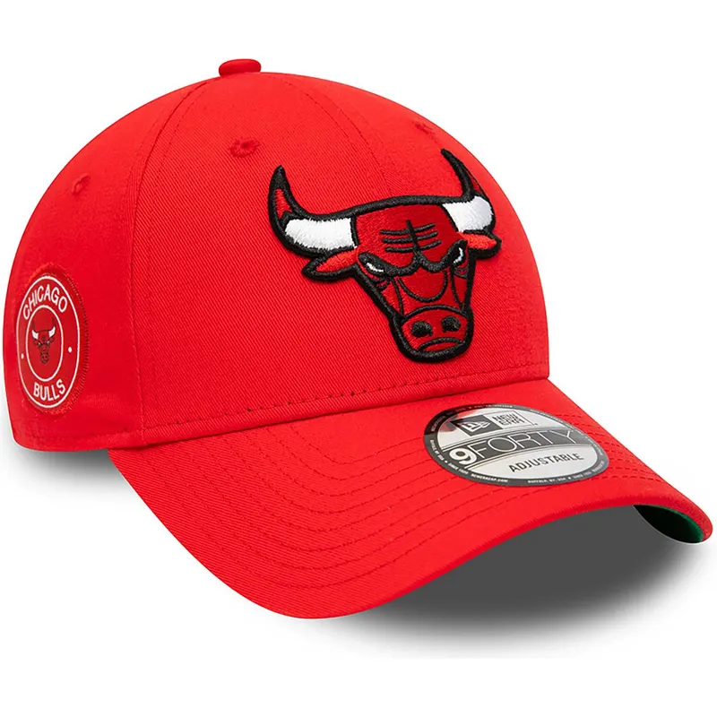 petten-gebogen-rood-verstelbaar-9forty-team-side-patch-van-chicago-bulls-nba-van-new-era petten-gebogen-rood-verstelbaar-9forty-team-side-patch-van-chicago-bulls-nba-van-new-era