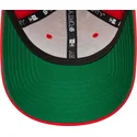 petten-gebogen-rood-verstelbaar-9forty-team-side-patch-van-chicago-bulls-nba-van-new-era