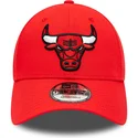 petten-gebogen-rood-verstelbaar-9forty-team-side-patch-van-chicago-bulls-nba-van-new-era