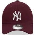 petten-gebogen-rood-aangepast-granate-39thirty-league-essential-van-new-york-yankees-mlb-van-new-era