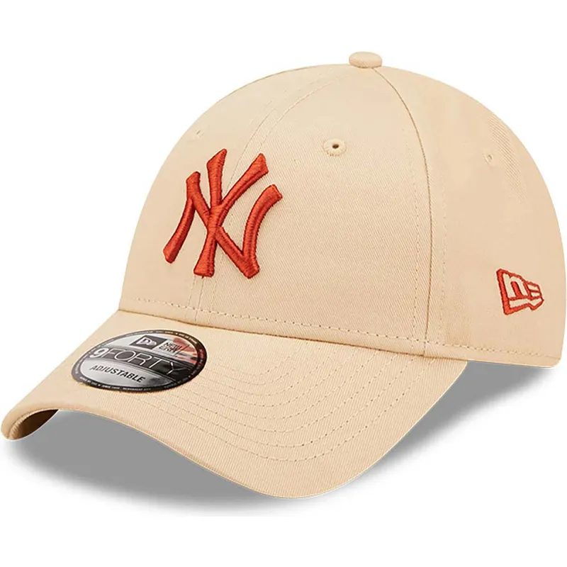 petten-gebogen-beige-verstelbaar-9forty-league-essential-van-new-york-yankees-mlb-van-new-era
