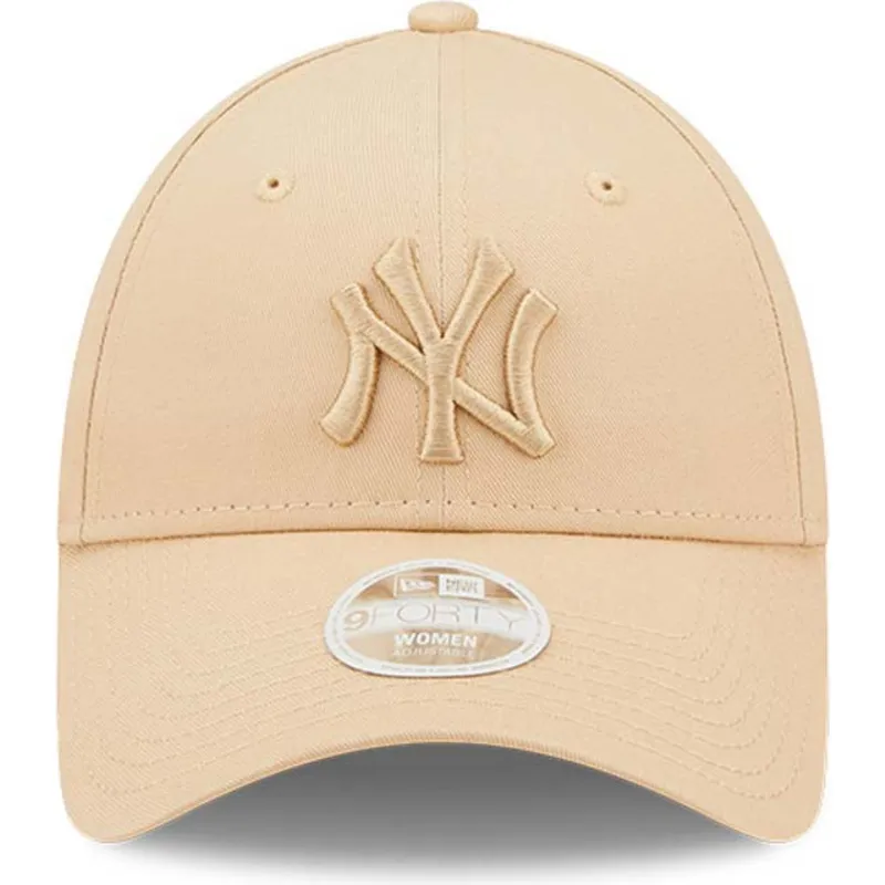 petten-gebogen-beige-verstelbaar-9forty-league-essential-van-new-york-yankees-mlb-van-new-era