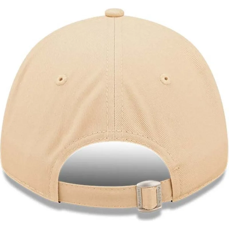 petten-gebogen-beige-verstelbaar-9forty-league-essential-van-new-york-yankees-mlb-van-new-era