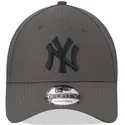 casquette-courbee-grise-ajustable-avec-logo-grise-9forty-diamond-era-new-york-yankees-mlb-new-era