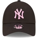 petten-gebogen-zwart-verstelbaar-voor-kinderen-rosa-9forty-league-essential-van-new-york-yankees-mlb-van-new-era