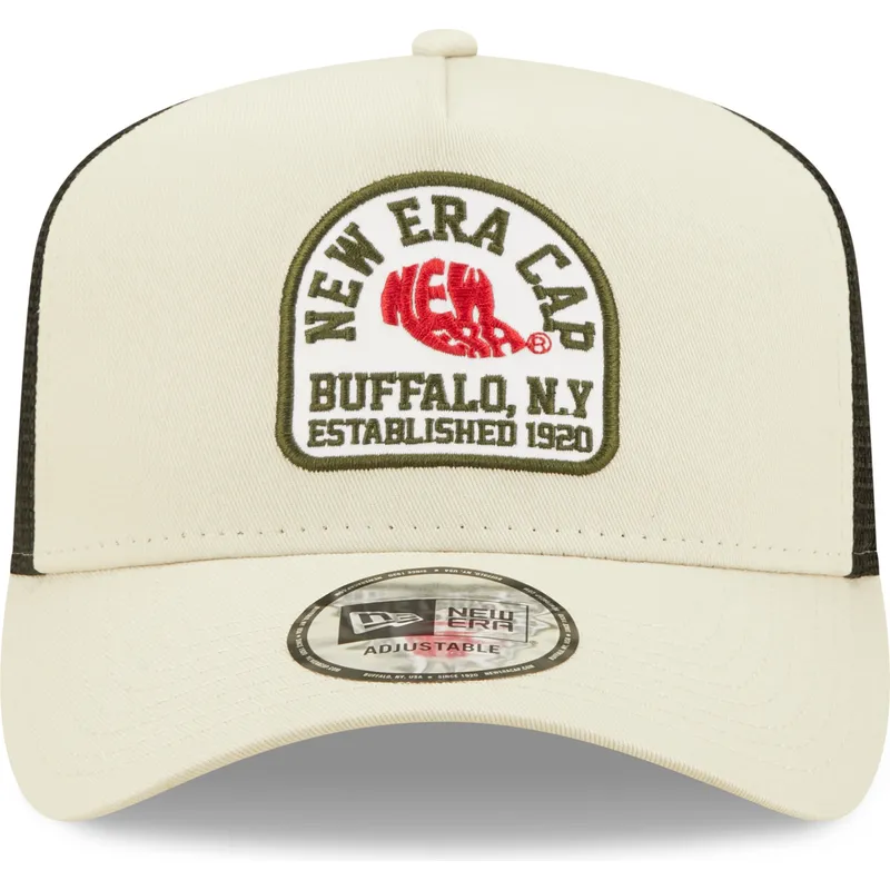 petten-gebogen-beige-snapback-a-frame-van-new-era