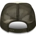 petten-gebogen-beige-snapback-a-frame-van-new-era