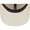 petten-gebogen-beige-verstelbaar-9forty-linen-van-new-york-yankees-mlb-van-new-era