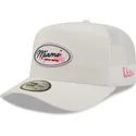 petten-gebogen-wit-snapback-a-frame-van-new-era