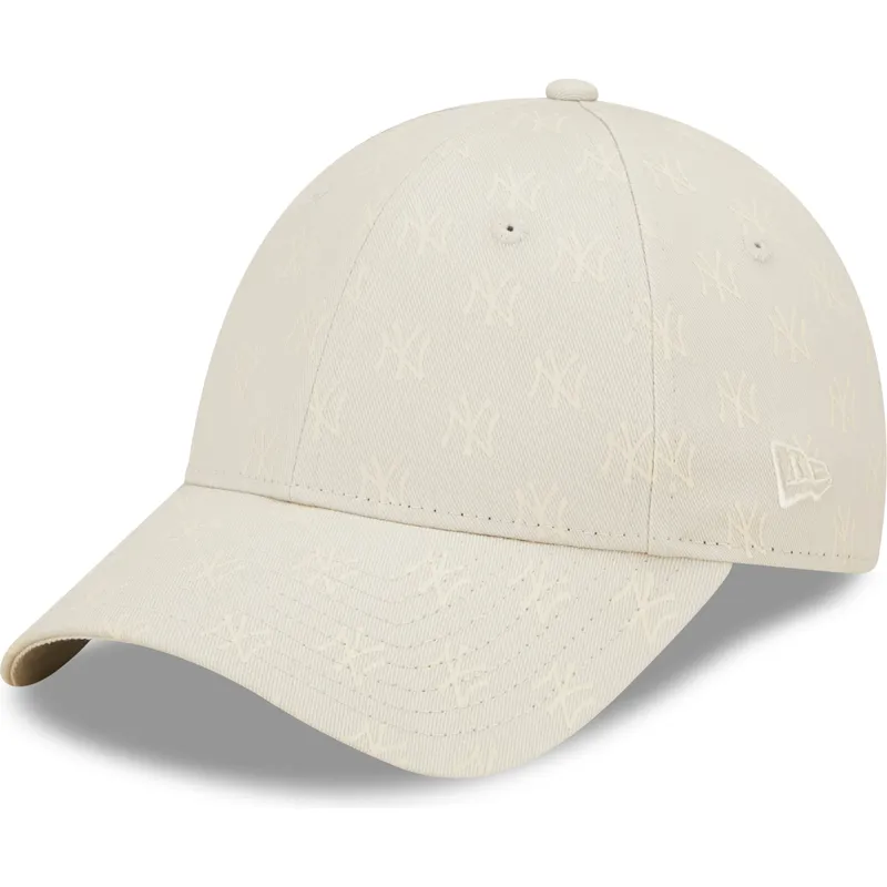 buet-beige-justerbar-kasket-til-kvinder-9forty-monogram-fra-new-york-yankees-mlb-fra-new-era