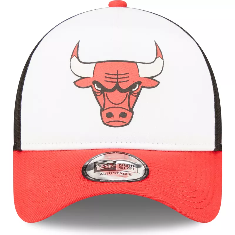 New Era Team Colour Block Trucker Chicago Bulls Cap (red/white/black)