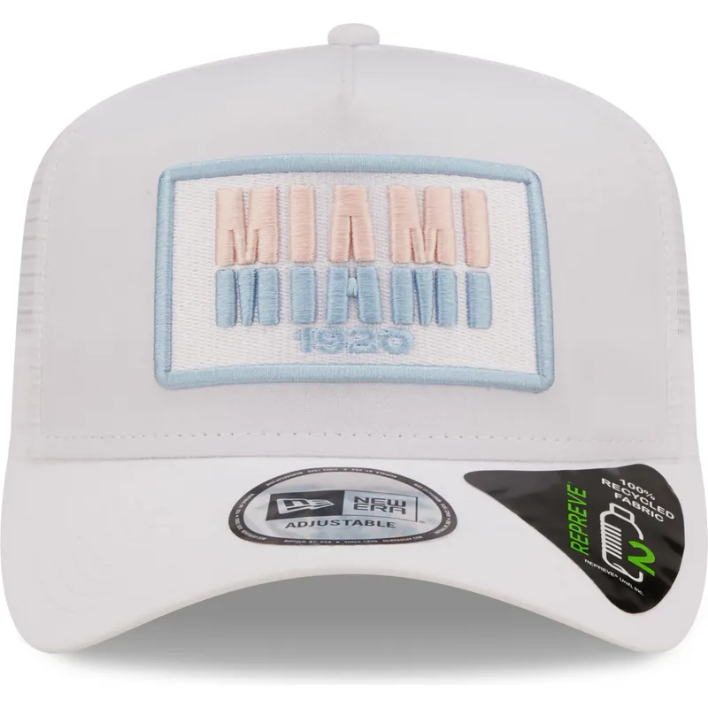 petten-gebogen-wit-snapback-a-frame-van-new-era