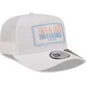 petten-gebogen-wit-snapback-a-frame-van-new-era