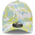 petten-gebogen-groen-verstelbaar-9forty-all-over-print-seasonal-van-new-york-yankees-mlb-van-new-era