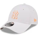 petten-gebogen-wit-verstelbaar-9forty-neon-outline-van-new-york-yankees-mlb-van-new-era