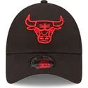 petten-gebogen-zwart-verstelbaar-9forty-neon-outline-van-chicago-bulls-nba-van-new-era