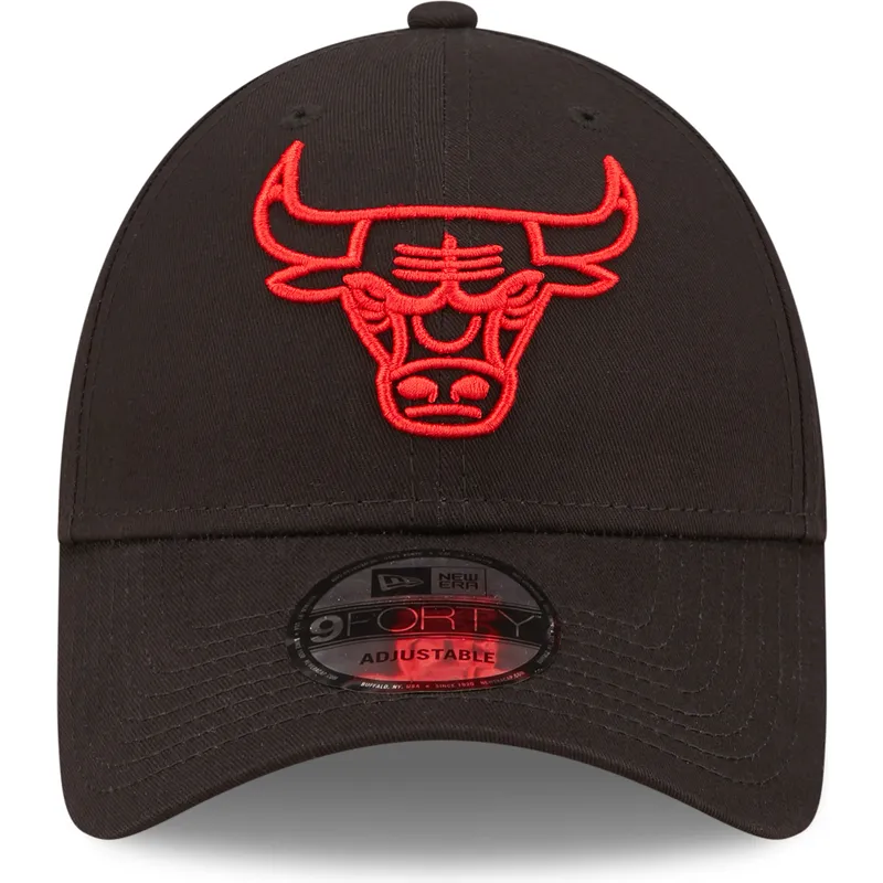 petten-gebogen-zwart-verstelbaar-9forty-neon-outline-van-chicago-bulls-nba-van-new-era petten-gebogen-zwart-verstelbaar-9forty-neon-outline-van-chicago-bulls-nba-van-new-era