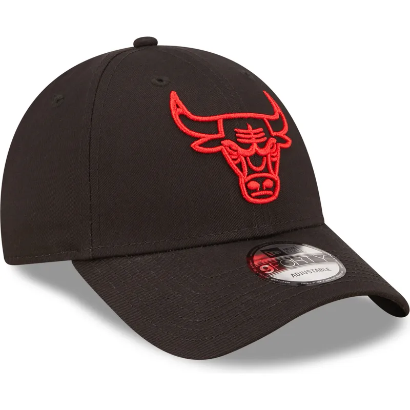petten-gebogen-zwart-verstelbaar-9forty-neon-outline-van-chicago-bulls-nba-van-new-era petten-gebogen-zwart-verstelbaar-9forty-neon-outline-van-chicago-bulls-nba-van-new-era