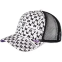 petten-gebogen-wit-snapback-take-a-hand-against-racism-hft-ioi-van-djinns