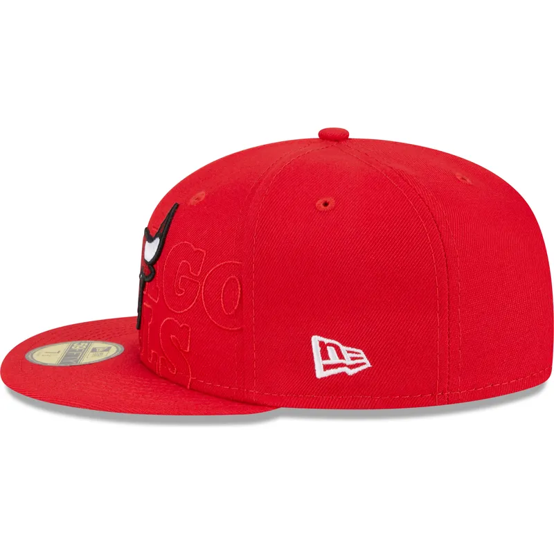 petten-plat-rood-fitted-59fifty-draft-edition-2023-van-chicago-bulls-nba-van-new-era