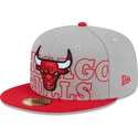 casquette-plate-grise-et-rouge-ajustee-59fifty-draft-edition-2023-chicago-bulls-nba-new-era