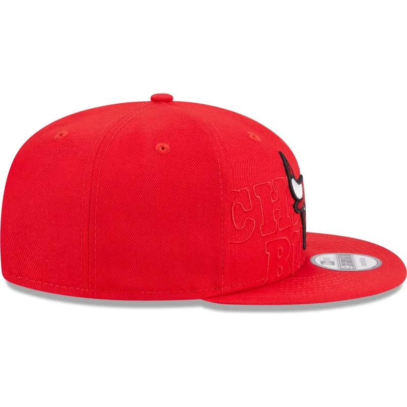 petten-plat-rood-snapback-9fifty-draft-edition-2023-van-chicago-bulls-nba-van-new-era petten-plat-rood-snapback-9fifty-draft-edition-2023-van-chicago-bulls-nba-van-new-era
