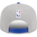 casquette-plate-grise-et-bleue-snapback-9fifty-draft-edition-2023-new-york-knicks-nba-new-era