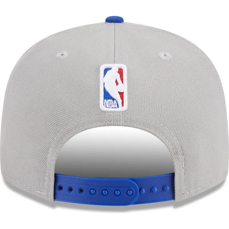 petten-plat-grijs-snapback-9fifty-draft-edition-2023-van-new-york-knicks-nba-van-new-era
