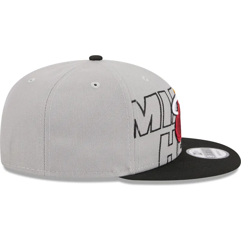 petten-plat-grijs-snapback-9fifty-draft-edition-2023-van-miami-heat-nba-van-new-era