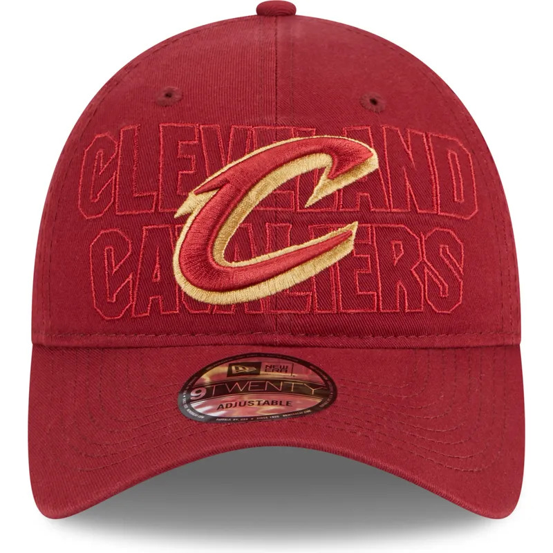 rote-verstellbare-gebogene-kappe-9twenty-draft-edition-2023-der-cleveland-cavaliers-nba-von-new-era