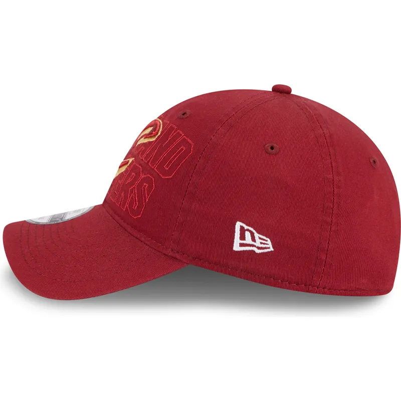 petten-gebogen-rood-verstelbaar-9twenty-draft-edition-2023-van-cleveland-cavaliers-nba-van-new-era