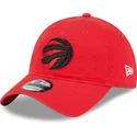 petten-gebogen-rood-verstelbare-band-9twenty-draft-edition-2023-van-toronto-raptors-nba-van-new-era