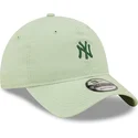 gorra-curva-verde-claro-ajustable-con-logo-verde-9twenty-mini-logo-de-new-york-yankees-mlb-de-new-era