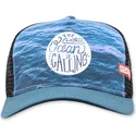 niebieska-czapka-truckerka-the-ocean-is-calling-hft-od-coastal