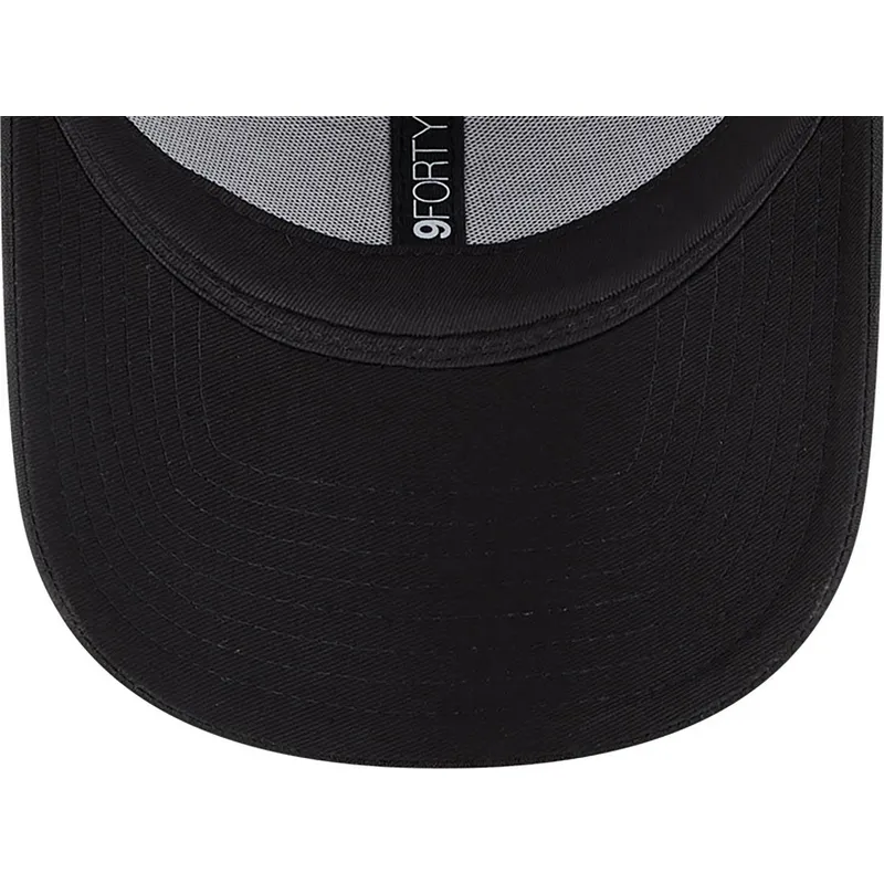 buet-kasket-med-sort-camouflage-justerbar-9forty-fra-ducati-motor-motogp-fra-new-era