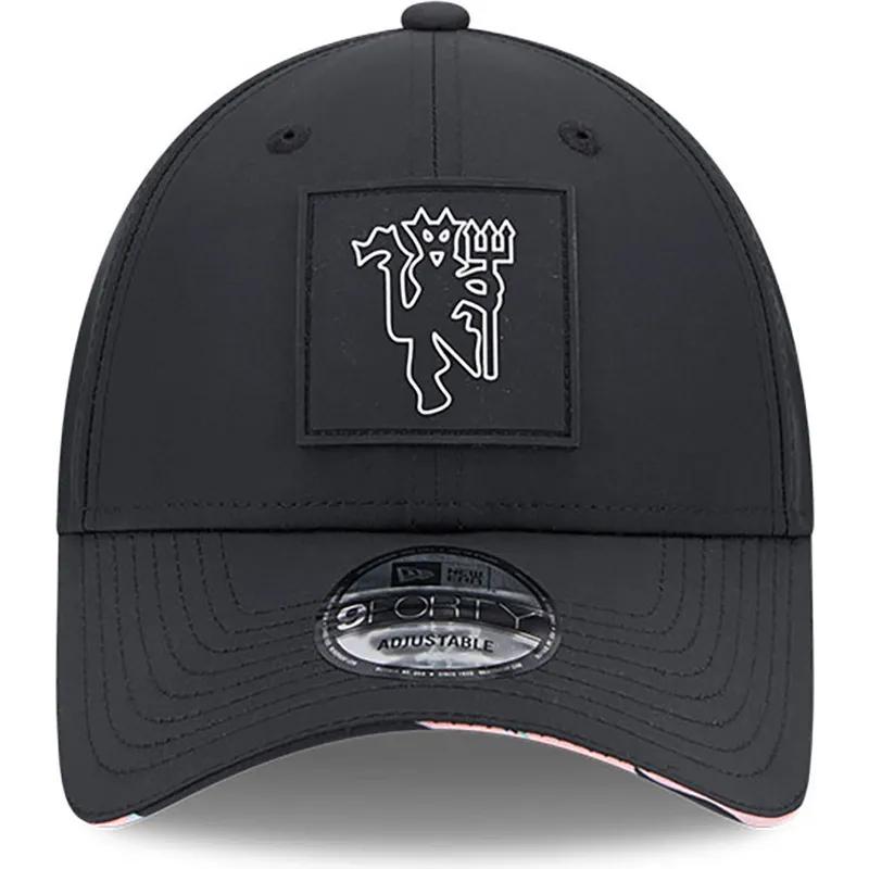 petten-gebogen-zwart-snapback-9forty-all-over-print-zebra-visor-van-manchester-united-football-club-premier-league-van-new-era