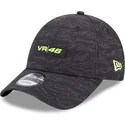 svart-justerbar-kurvkeps-9forty-all-over-print-av-valentino-rossi-vr46-motogp-fran-new-era