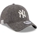 gorra-curva-gris-oscuro-ajustable-9twenty-tweed-pack-de-new-york-yankees-mlb-de-new-era