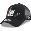 gorra-trucker-negra-a-frame-de-coyote-y-correcaminos-looney-tunes-de-new-era