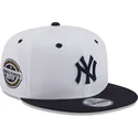 casquette-plate-blanche-et-bleue-marine-snapback-avec-logo-bleu-marine-9fifty-white-crown-patch-new-york-yankees-mlb-new-era