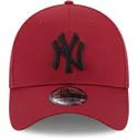 gorra-curva-roja-ajustada-con-logo-azul-marino-39thirty-comfort-de-new-york-yankees-mlb-de-new-era